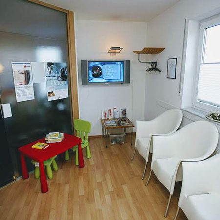 Wartezimmer in unserer Praxis